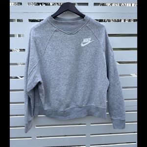 Nike Claasic Sweatshirt